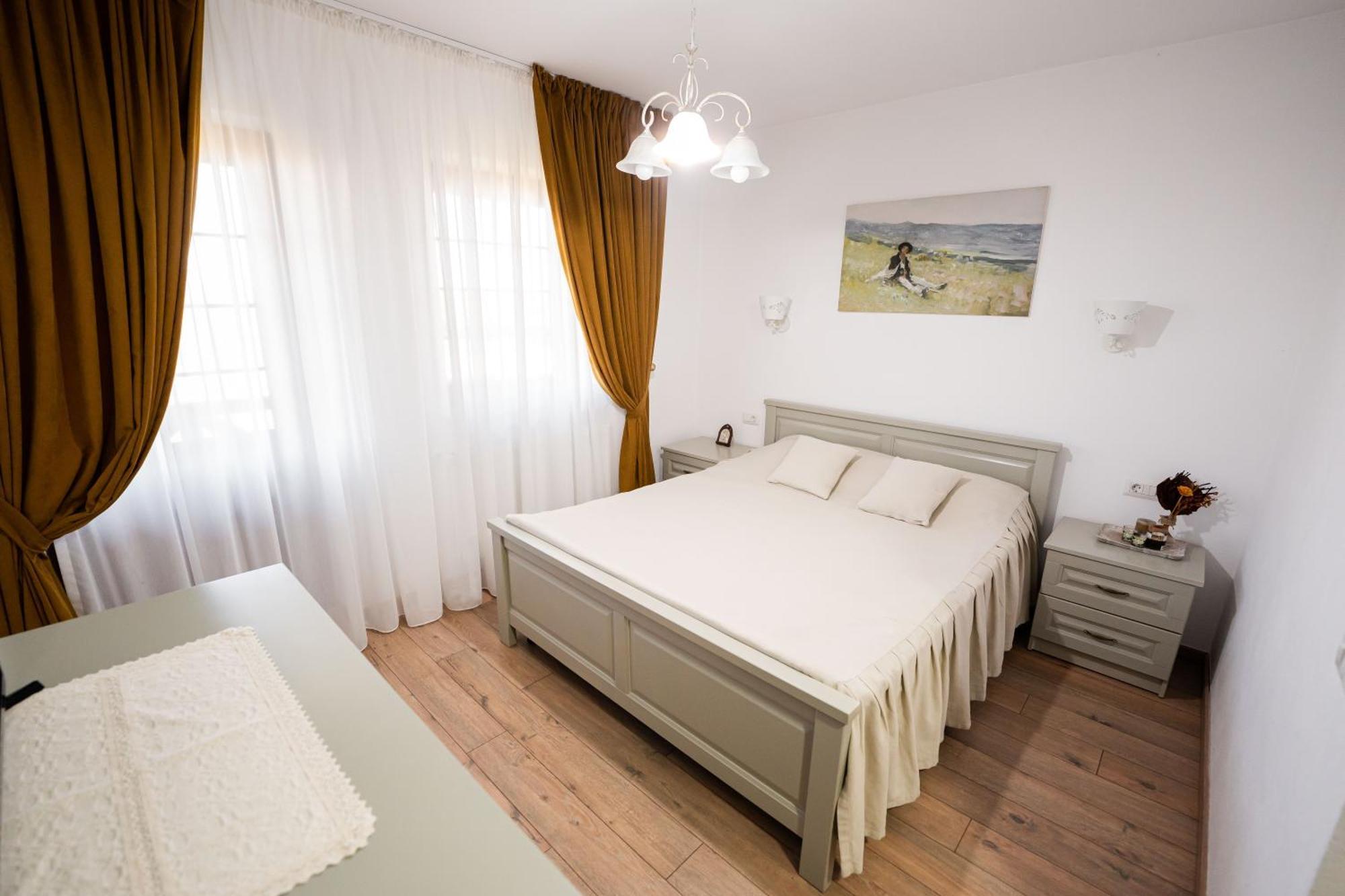 Casa Andra Otel Siret Dış mekan fotoğraf