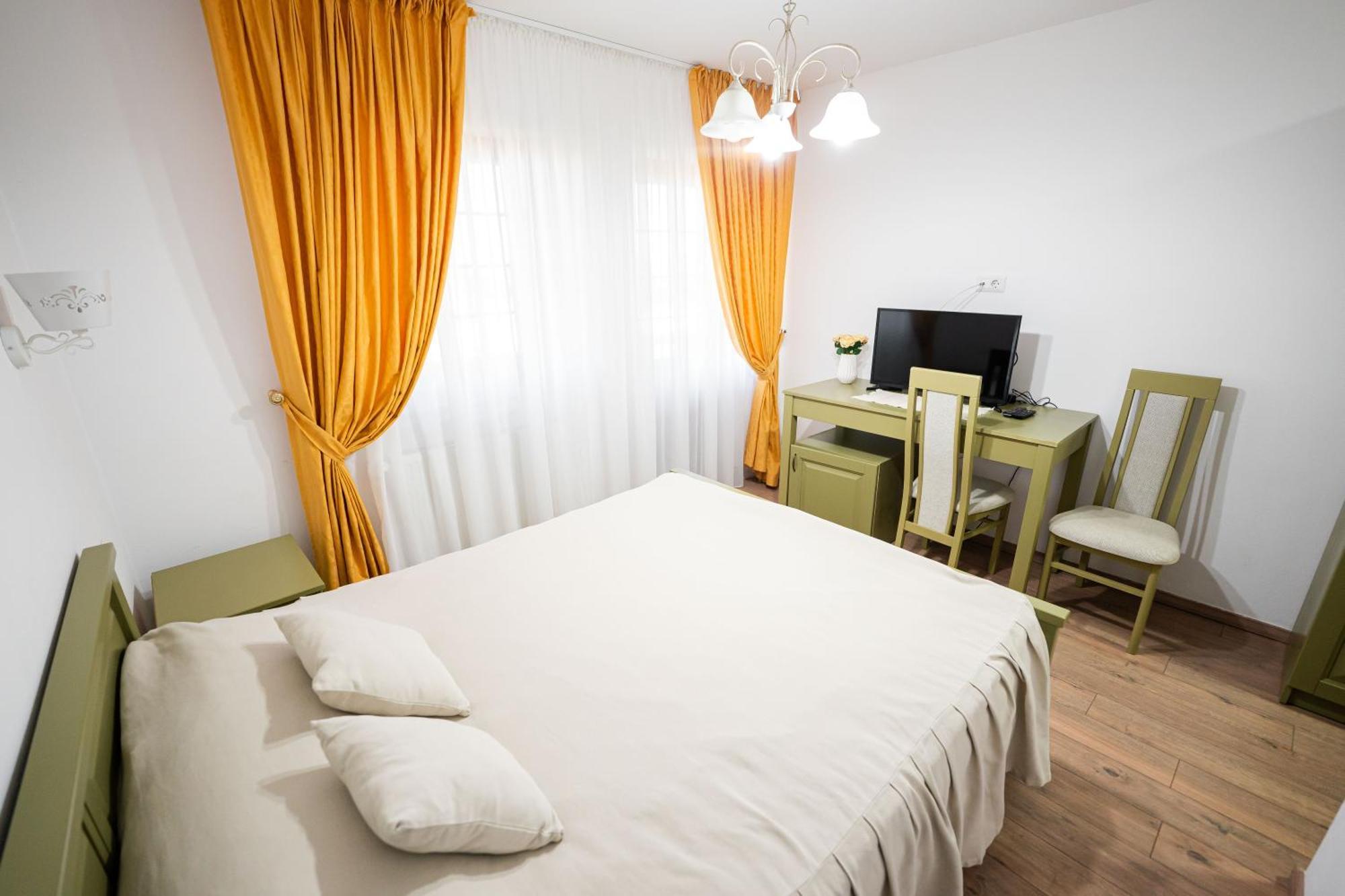 Casa Andra Otel Siret Dış mekan fotoğraf