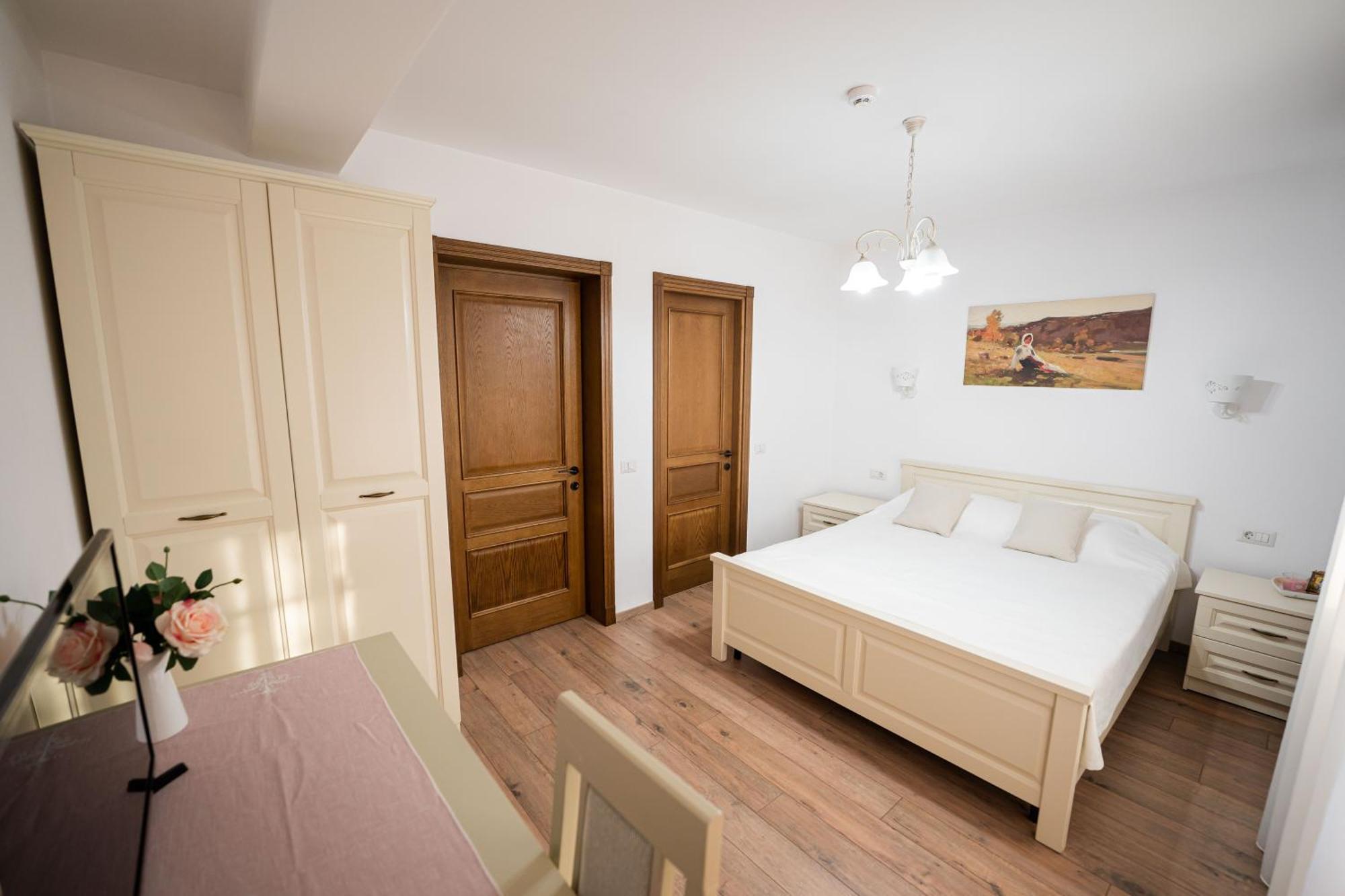 Casa Andra Otel Siret Dış mekan fotoğraf