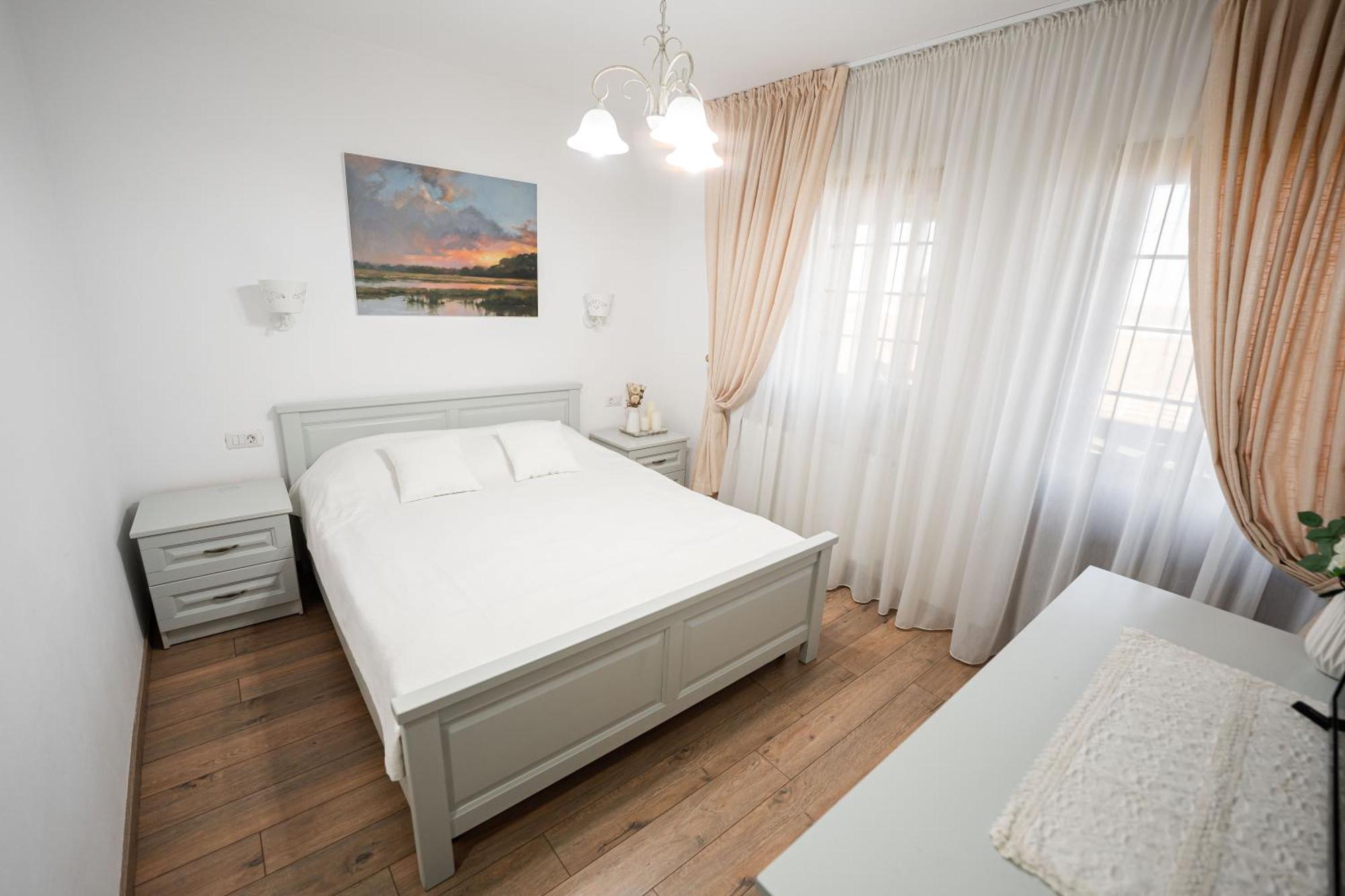 Casa Andra Otel Siret Dış mekan fotoğraf