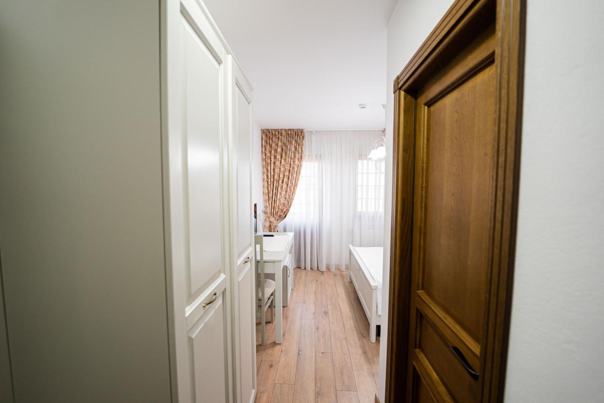 Casa Andra Otel Siret Dış mekan fotoğraf